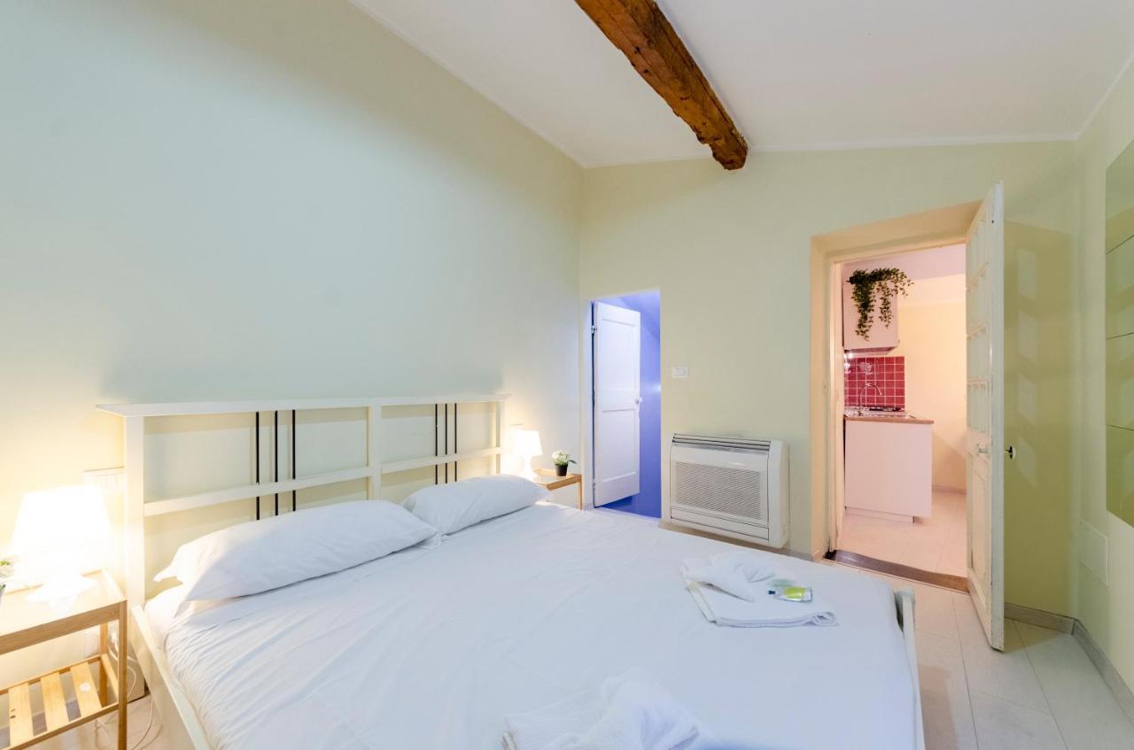 شقة Joivy Cosy Flat In The Centre جنوة المظهر الخارجي الصورة